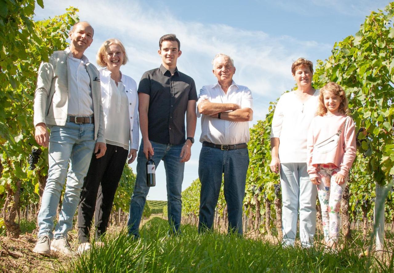 Pension Schloegl Lutzmannsburg Bagian luar foto